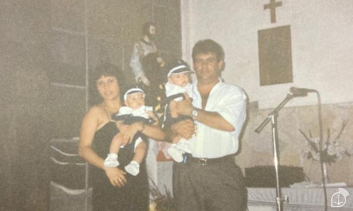 gemeos_foto batismo.jpg