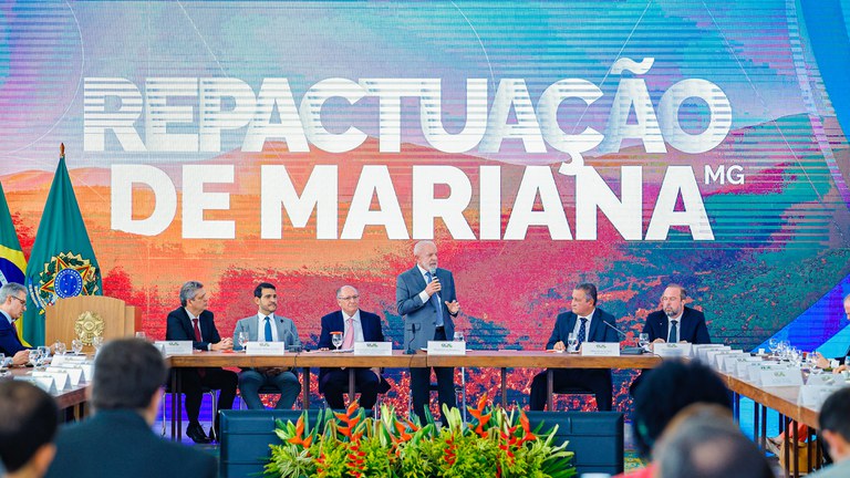 Governo Federal conduz acordo e empresas vão pagar R$ 132 bi por danos da barragem de Mariana