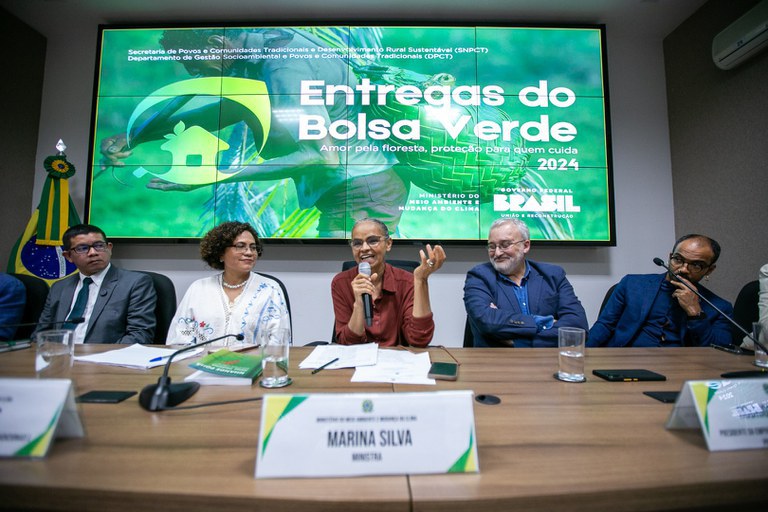 MPO entrega Plano de Monitoramento e Avaliação do Programa Bolsa Verde, em evento no Ministério do Meio Ambiente