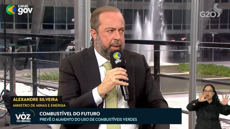 A transição energética deve ser uma oportunidade de inclusão social, diz Alexandre Silveira