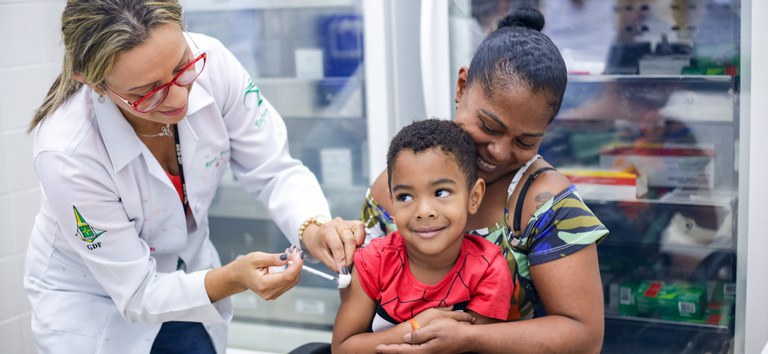 Brasil adota novo esquema vacinal contra a poliomielite