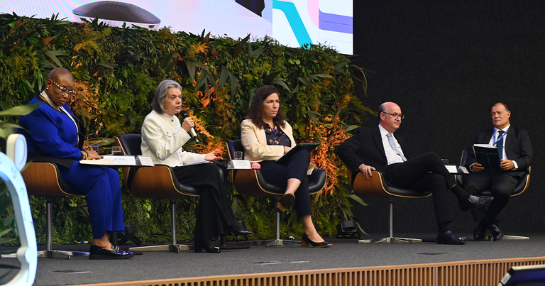 Em debate no Clad, Cármen Lúcia associa crise climática ao problema da fome