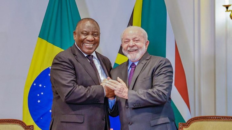 Lula conversa com presidente da África do Sul, Cyril Ramaphosa