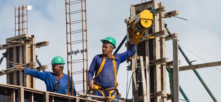 Ministério da Saúde iniciará reativação e repactuação de mil obras em todo o país