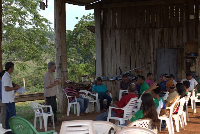 Oficina motiva jovens extrativistas do Acre a permanecer no campo e suceder pais