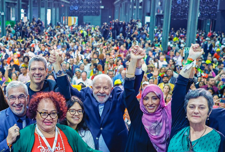 Reveja a cronologia da participação cidadã que culminou no G20 Social