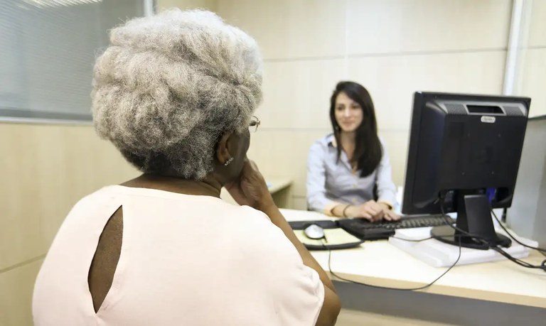 Emissão de recibo digital por profissionais da saúde passa a ser obrigatória a partir de 1º de janeiro