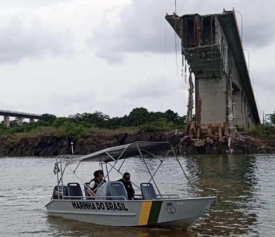 Mergulhadores da Marinha reforçam buscas a desaparecidos em acidente com ponte entre Maranhão e Tocantins