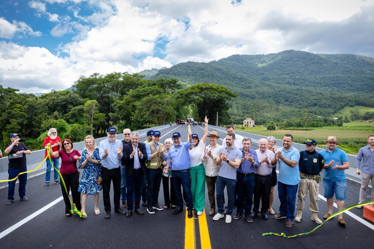 Nova ponte sobre o rio Caí, no Rio Grande do Sul, é entregue em tempo recorde