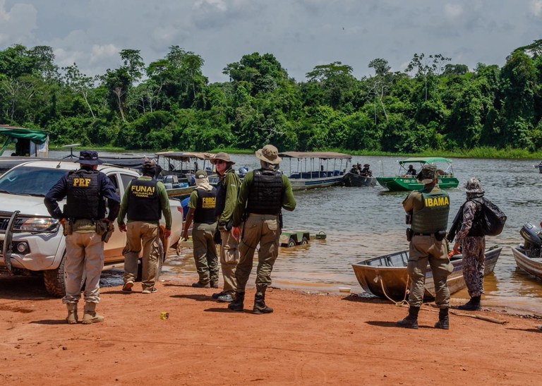 Operação de desintrusão na terra indígena Munduruku mantém intensidade durante as festas de fim de ano