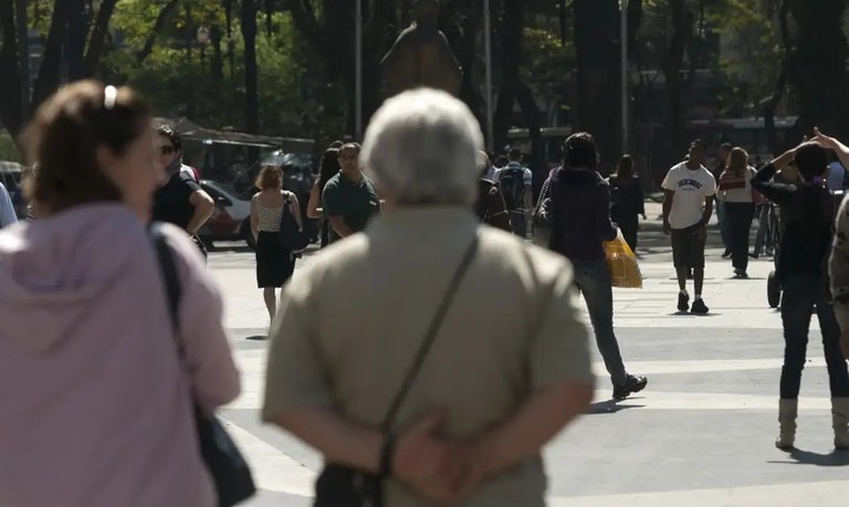 Cai 3,8% o déficit da Previdência geral em 2024