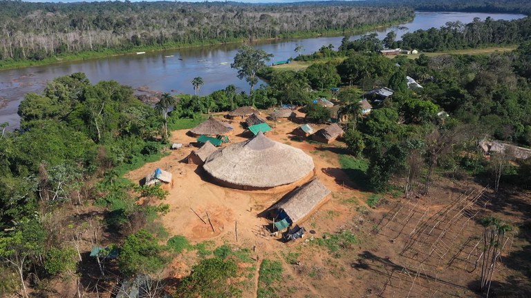 Caminhos da Reportagem, da TV Brasil, volta à Terra Indígena Yanomami dois anos depois da crise