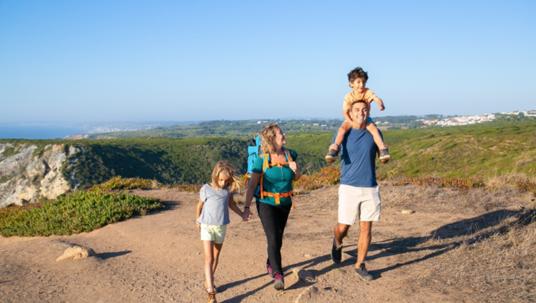 Como preparar uma viagem segura para curtir as férias com as crianças