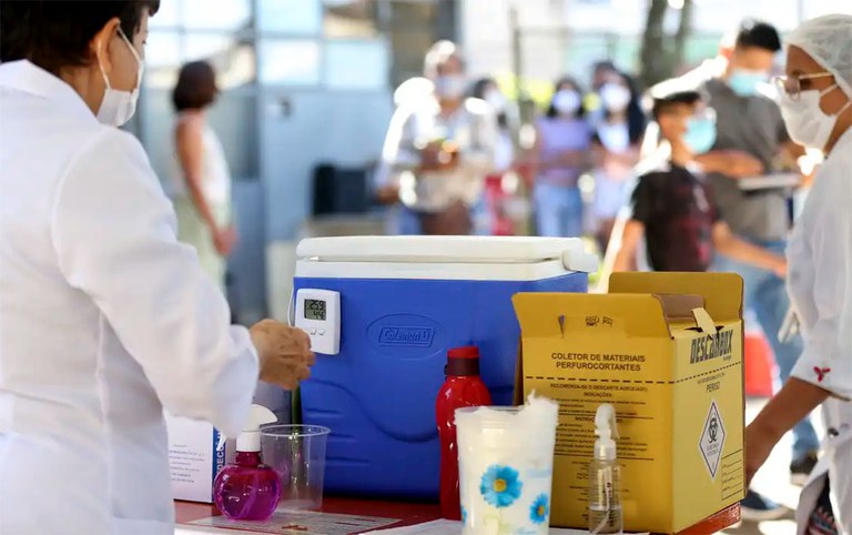 Ministério da Saúde contesta artigo científico com análise inadequada de dados sobre covid-19