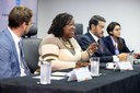 Na AGU, ministra Macaé Evaristo defende moderação das plataformas digitais visando proteção das infâncias