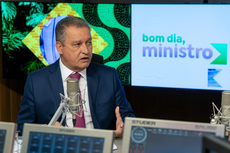 PDT faz cobranças em jantar com Rui Costa; parlamentares gostariam de mais um ministério ou empresa estatal.