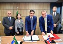 Brasil e Noruega assinam acordo para criação de corredor logístico sustentável