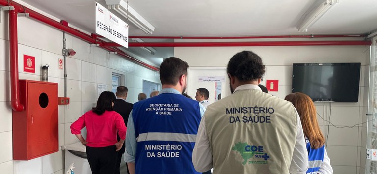 Caravana da Saúde intensifica o controle da dengue em 22 municípios de 12 estados Caravana da Saúde intensifica o controle da dengue em 22 municípios de 12 estados