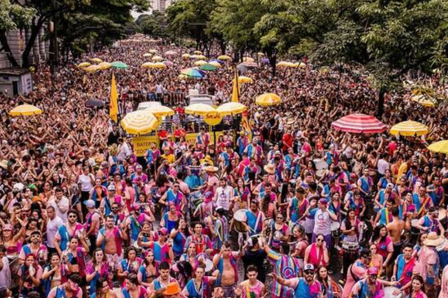 Carnaval tem previsão de R$ 12 bilhões em faturamento e 53 milhões de foliões no país