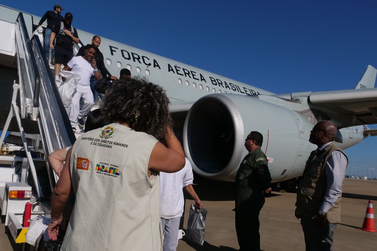 Governo Federal recebe novo voo com repatriados dos Estados Unidos