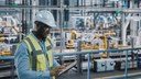 Indústria cria 70,4 mil vagas de emprego em janeiro, 51% do total