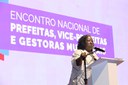 Ministra reforça compromisso com os direitos humanos em encontro com prefeitas