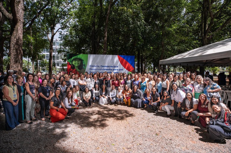 Encontro celebra os 40 anos do Ministerio da Ciência, Tecnologia e Inovação