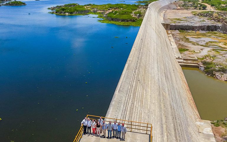 'Eu acreditava que era possível fazer', diz Lula na inauguração da barragem de Oiticica (RN)