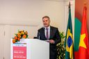 Investimento em rodovias e ferrovias no Brasil garante segurança alimentar global, diz Renan Filho