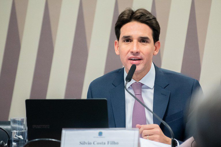 Com investimento recorde, infraestrutura brasileira evolui em dois anos e garante benefícios à população Com investimento recorde, infraestrutura brasileira evolui em dois anos e garante benefícios à população