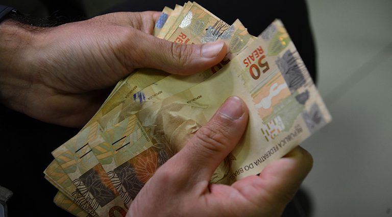 Taxa de desemprego no primeiro trimestre é a menor para o período em 13 anos