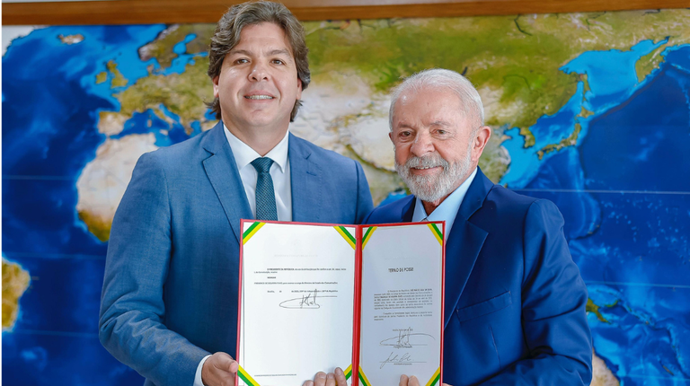 Frederico Siqueira Filho assume Ministério das Comunicações com ampla bagagem no setor de telecomunicações Frederico Siqueira Filho assume Ministério das Comunicações com ampla bagagem no setor de telecomunicações