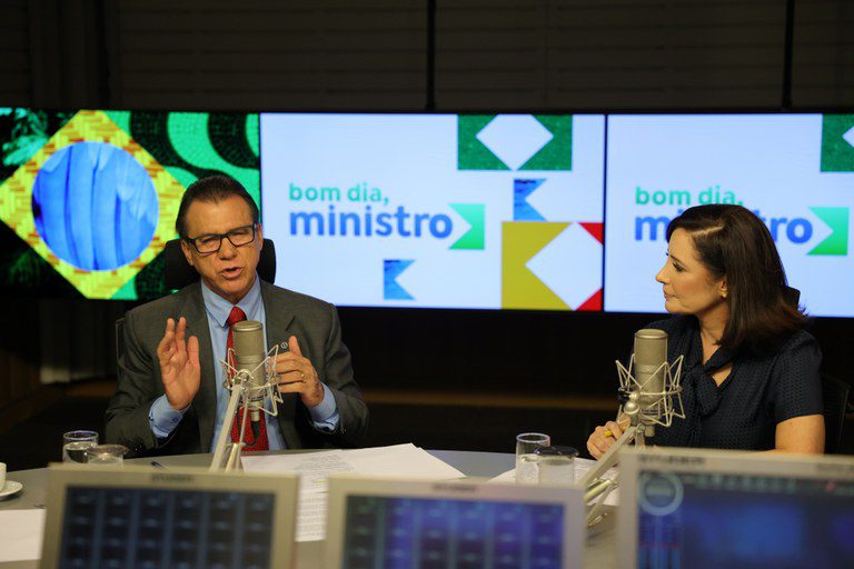 Marinho celebra retomada econômica do Rio Grande do Sul: terceiro estado que mais gerou empregos em 2025 Marinho celebra retomada econômica do Rio Grande do Sul: terceiro estado que mais gerou empregos em 2025