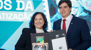 Selo comemorativo celebra os 40 anos da redemocratização do Brasil