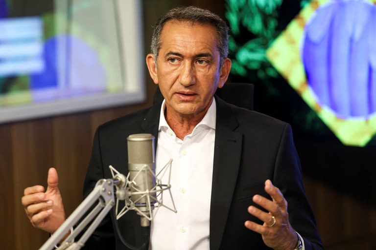 Ministro destaca papel de ações integradas e sistema de alerta para prevenção a novos desastres climáticos Ministro destaca papel de ações integradas e sistema de alerta para prevenção a novos desastres climáticos
