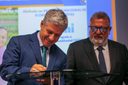 Ministro Paulo Teixeira assina acordo com Caixa para, por meio da agricultura familiar, recuperar áreas degradadas