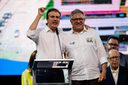 Ministros Alexandre Padilha e Camilo Santana chamam sociedade para imunização nas escolas