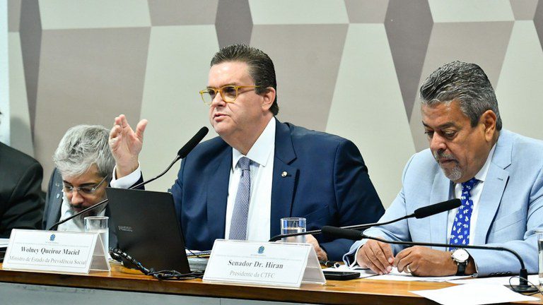 'A fraude no INSS não começou agora, mas foi no nosso governo que teve fim', diz ministro Wolney Queiroz 'A fraude no INSS não começou agora, mas foi no nosso governo que teve fim', diz ministro Wolney Queiroz