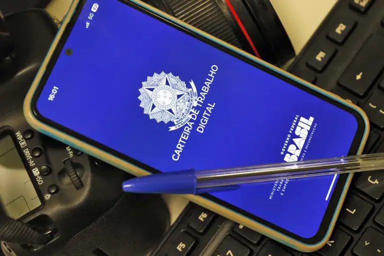 Operações do BNDES impulsionam a criação de 2,3 milhões de empregos no País Operações do BNDES impulsionam a criação de 2,3 milhões de empregos no País