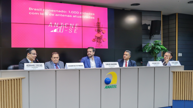 Brasil alcança marco de mil cidades com lei de antenas atualizadas e impulsiona 5G Brasil alcança marco de mil cidades com lei de antenas atualizadas e impulsiona 5G