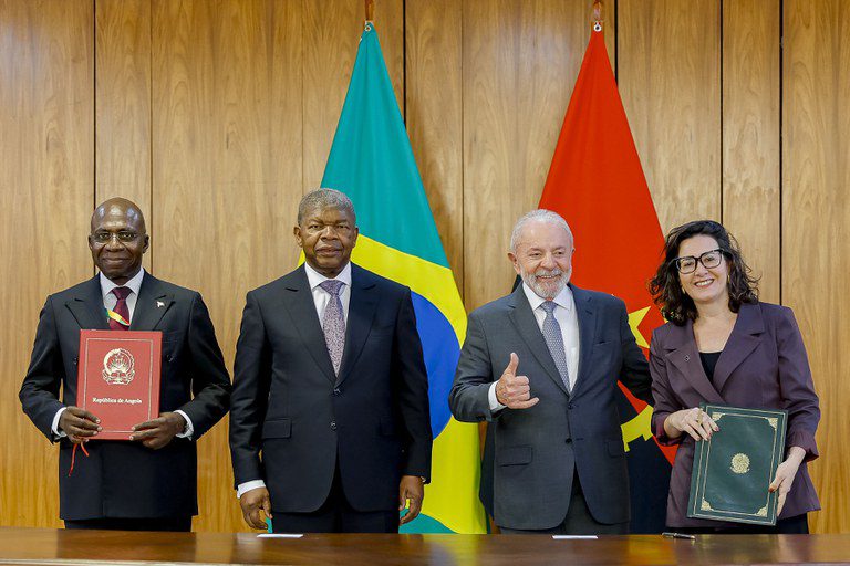 Brasil e Angola assinam acordo pelos direitos de pessoas com deficiência e afetadas pela hanseníase Brasil e Angola assinam acordo pelos direitos de pessoas com deficiência e afetadas pela hanseníase