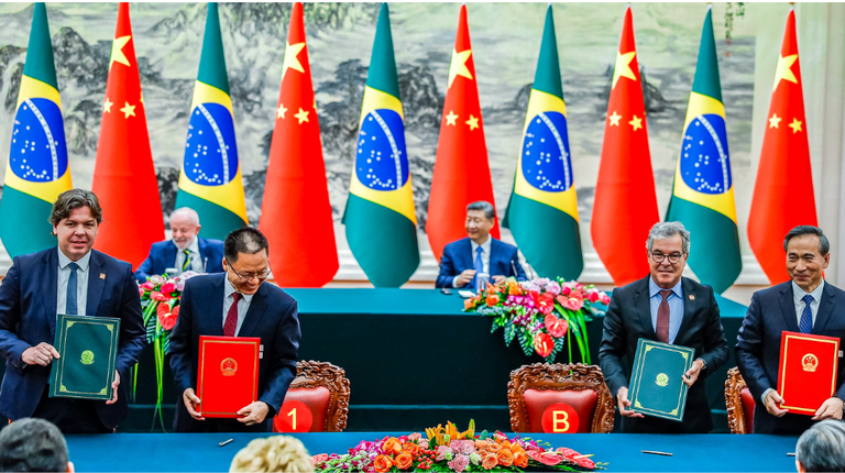 Brasil e China firmam acordo para modernizar serviços postais e aprimorar atendimento Brasil e China firmam acordo para modernizar serviços postais e aprimorar atendimento