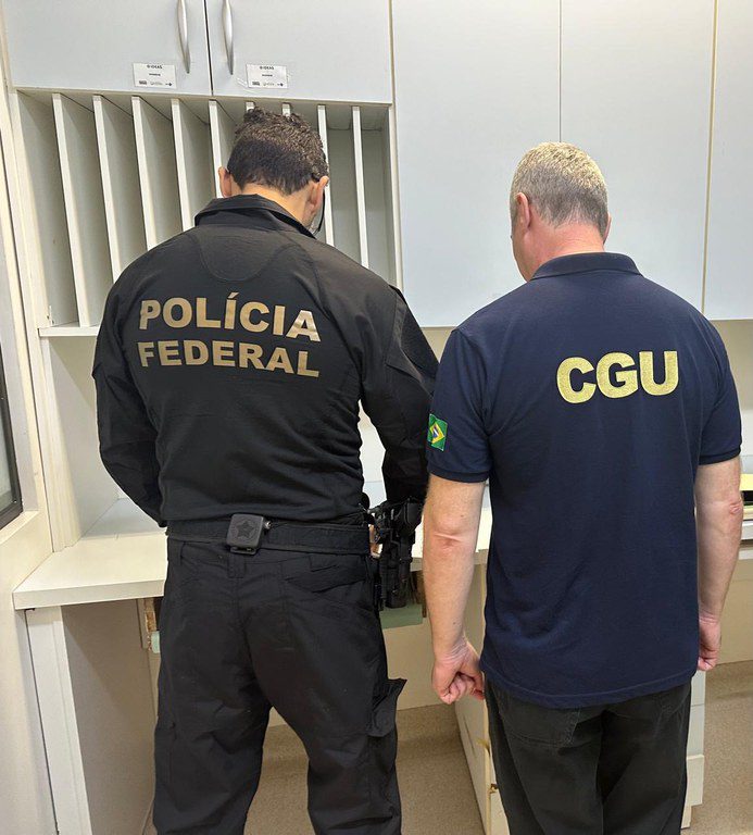 CGU e PF investigam contrato de R$ 196 milhões da saúde com prejuízo ao SUS em Santa Catarina CGU e PF investigam contrato de R$ 196 milhões da saúde com prejuízo ao SUS em Santa Catarina