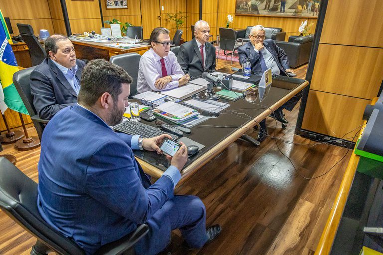 Conselho Curador do FGTS aprova recursos para campanha institucional e reforço da fiscalização trabalhista Conselho Curador do FGTS aprova recursos para campanha institucional e reforço da fiscalização trabalhista