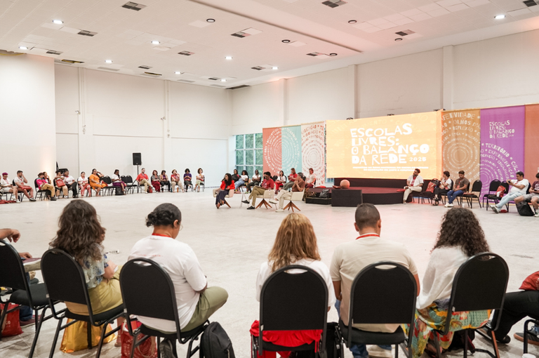 Rede Nacional Escolas Livres realiza oficina de construção de projetos em arte e cultura Rede Nacional Escolas Livres realiza oficina de construção de projetos em arte e cultura
