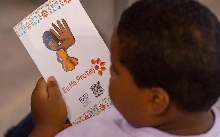 Enfrentamento à violência sexual contra crianças e Adolescentes exige ações do poder público e da sociedade Enfrentamento à violência sexual contra crianças e Adolescentes exige ações do poder público e da sociedade