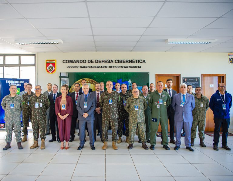 Exército participa do maior exercício de defesa cibernética do mundo Exército participa do maior exercício de defesa cibernética do mundo