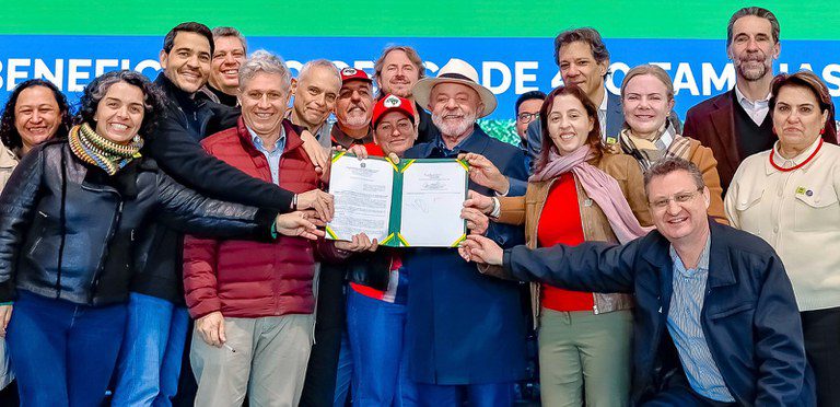 Reforma agrária é estratégica para o desenvolvimento sustentável, diz Paulo Teixeira Reforma agrária é estratégica para o desenvolvimento sustentável, diz Paulo Teixeira