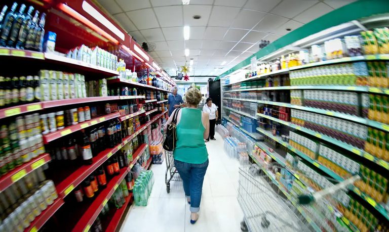 IBGE: inflação desacelera e fica em 0,43% em abril