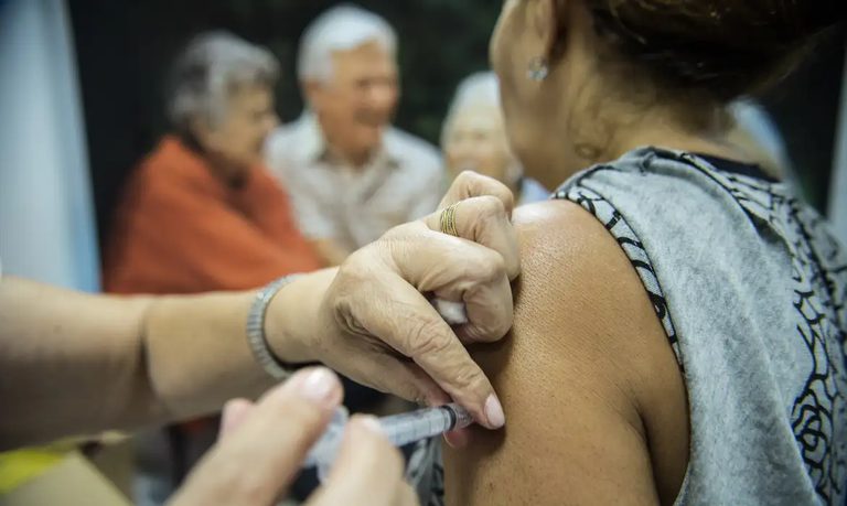 Influenza A segue em crescimento no Brasil, mostra boletim InfoGripe Influenza A segue em crescimento no Brasil, mostra boletim InfoGripe